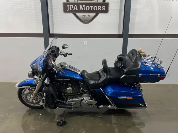 Harley-Davidson FLHTC 2014 - 20900 EUR, 39000 km - AUTO.MOTO.pt - 39000km - foto 11 de 27