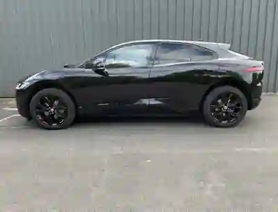 Jaguar I-Pace 2019 - 25000 EUR, 83000 km - AUTO.MOTO.pt - 83000km - foto 4 de 9