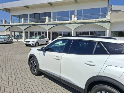 Peugeot 2008 2022 - 16750 EUR, 42500 km - AUTO.MOTO.pt - 42500km - foto 10 de 28