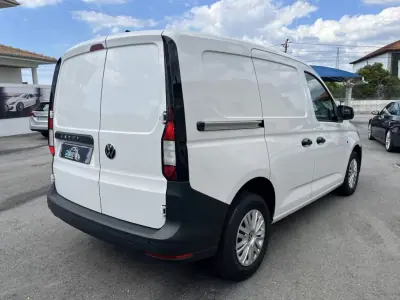VW Caddy 2.0TDI Cargo Business 2025 - 24950 EUR, 10 km - AUTO.MOTO.pt - 10km - foto 5 de 42