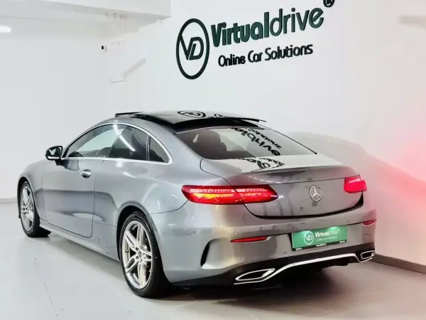 Mercedes-Benz E 220 2019 - 36750 EUR, 89000 km - AUTO.MOTO.pt - 89000km - foto 17 de 60
