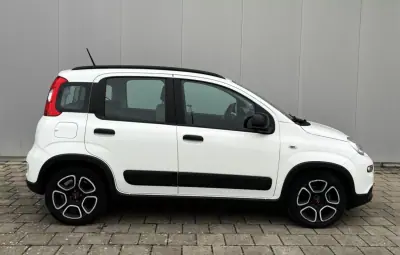 Fiat Panda 2022 - 11900 EUR, 42000 km - AUTO.MOTO.pt - 42000km - foto 5 de 26