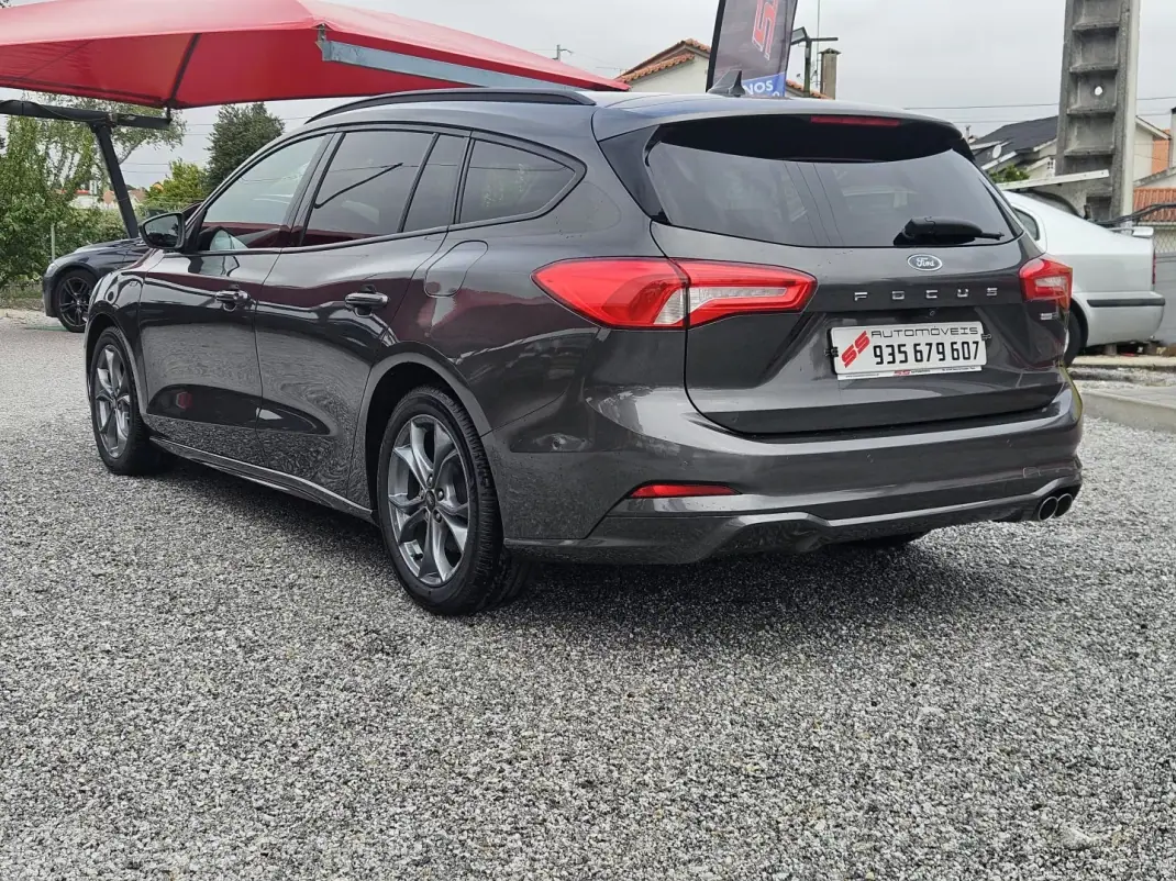 Ford Focus SW 2021 - 17800 EUR, 91100 km - AUTO.MOTO.pt - 91100km - foto 5 de 66