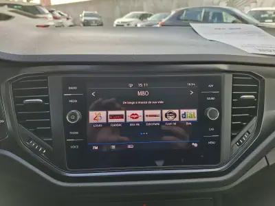 Volkswagen T-Roc 2020 - 19850 EUR, 109200 km - AUTO.MOTO.pt - 109200km - foto 21 de 25