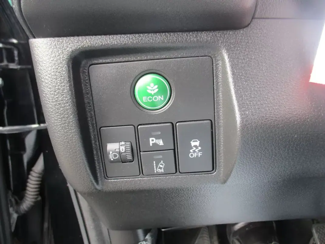 Honda HR-V 2016 - 14990 EUR, 99000 km - 99000km - foto 21 de 29