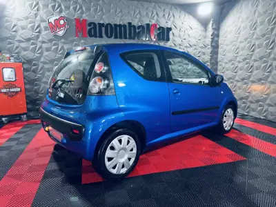 Citroën C1 2010 - 4990 EUR, 92309 km - AUTO.MOTO.pt - 92309km - foto 11 de 25
