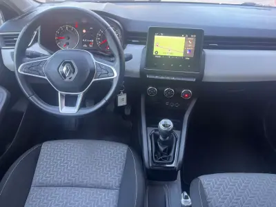 Renault Clio 2023 - 15900 EUR, 93754 km - 93754km - foto 5 de 7