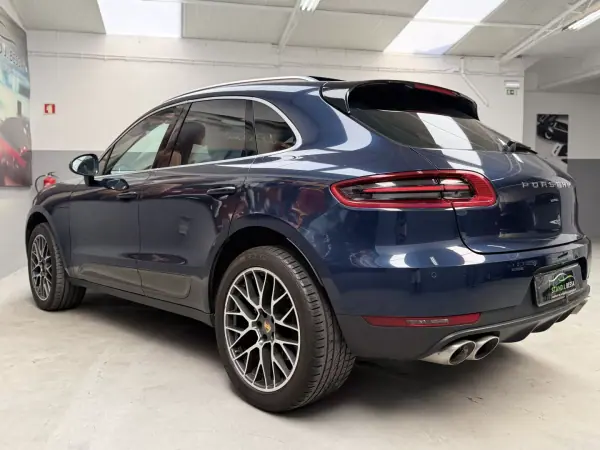 Porsche Macan 2015 - 34990 EUR, 200000 km - 200000km - foto 8 de 19