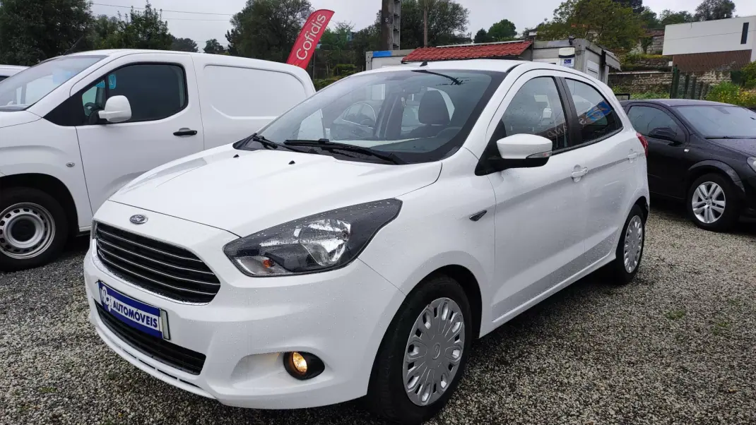 Ford KA 2017 - 9998 EUR, 0 km - AUTO.MOTO.pt - foto 4 de 21