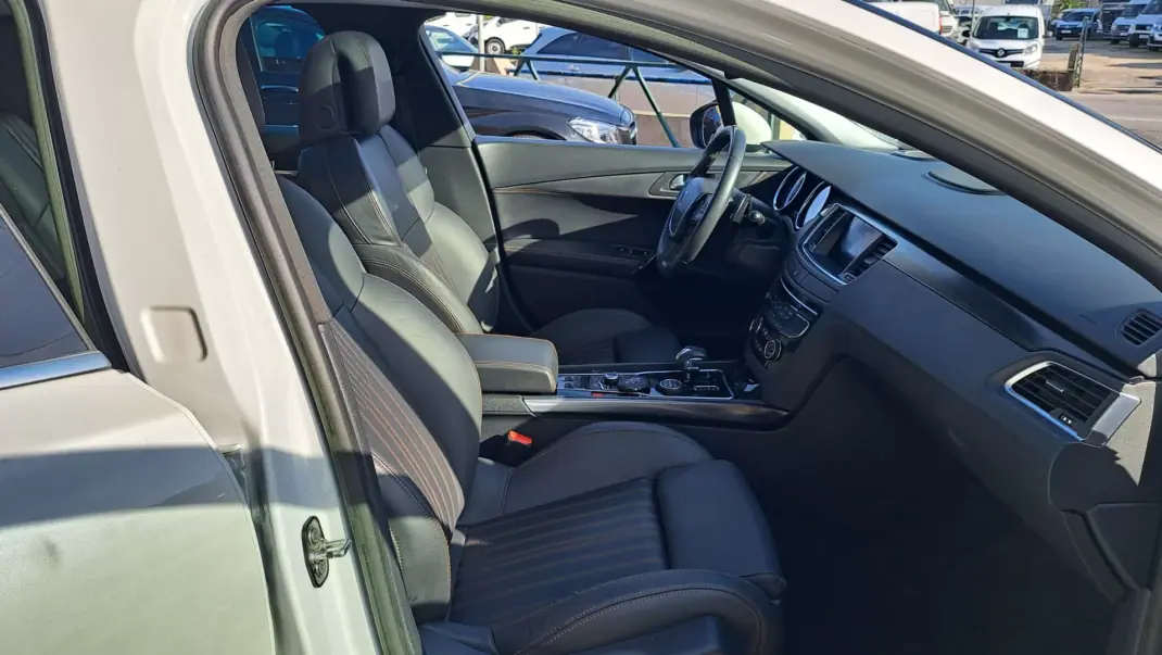 Peugeot 508 RXH 2012 - 8900 EUR, 236877 km - AUTO.MOTO.pt - 236877km - foto 13 de 33