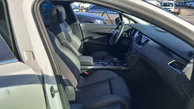 Peugeot 508 RXH 2012 - 8900 EUR, 236877 km - AUTO.MOTO.pt - 236877km - foto 13 de 33