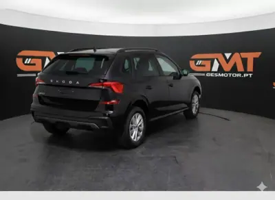 Skoda Kamiq 2023 - 16990 EUR, 49990 km - AUTO.MOTO.pt - 49990km - foto 3 de 21