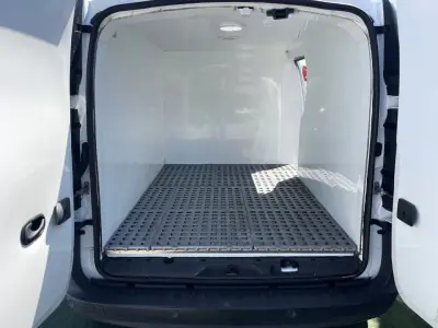 Renault 2021 - 14990 EUR, 90915 km - AUTO.MOTO.pt - 90915km - foto 17 de 17