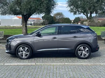 Peugeot 3008 2022 - 22900 EUR, 69000 km - AUTO.MOTO.pt - 69000km - foto 9 de 37
