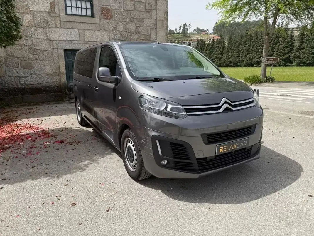 Citroën Spacetourer 2018 - 20999 EUR, 173000 km - AUTO.MOTO.pt - 173000km - foto 19 de 21