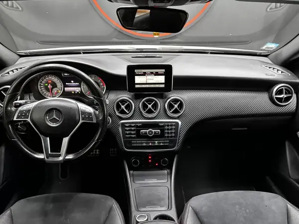 Mercedes-Benz A 180 2014 - 14990 EUR, 196000 km - AUTO.MOTO.pt - 196000km - foto 20 de 26