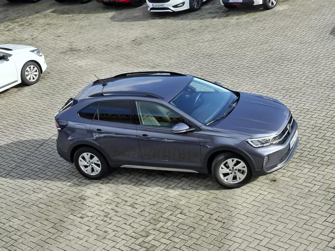 Volkswagen Taigo 2025 - 23500 EUR, 18600 km - AUTO.MOTO.pt - 18600km - foto 10 de 30