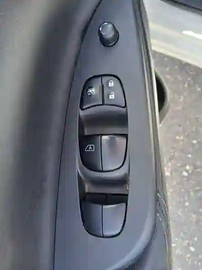 Nissan Pulsar 2018 - 13000 EUR, 51152 km - AUTO.MOTO.pt - 51152km - foto 11 de 15