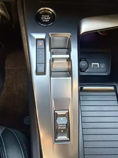 Peugeot 308 SW 2022 - 18900 EUR, 84822 km - AUTO.MOTO.pt - 84822km - foto 22 de 39