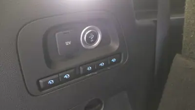 Ford S-Max 2017 - 22500 EUR, 160120 km - AUTO.MOTO.pt - 160120km - foto 23 de 67