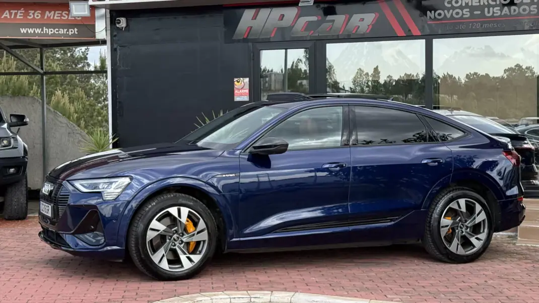 Audi e-tron Sportback 2022 - 32990 EUR, 82000 km - AUTO.MOTO.pt - 82000km - foto 4 de 43