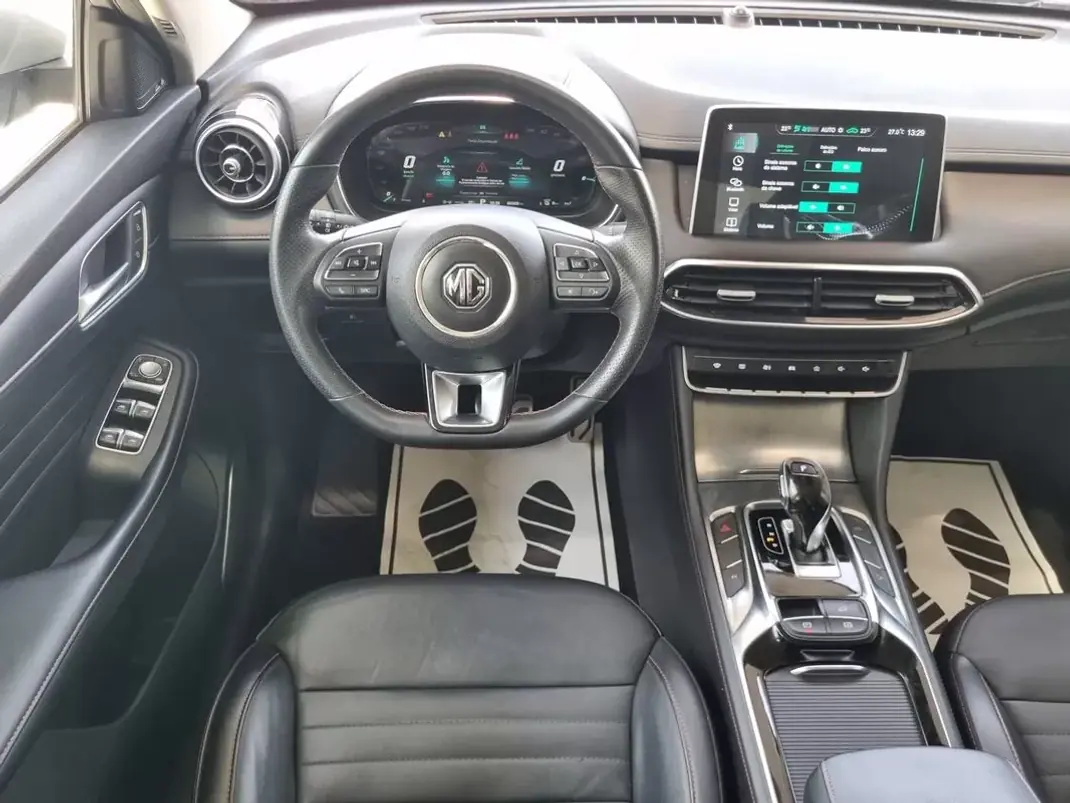 MG HS 2023 - 20900 EUR, 69000 km - AUTO.MOTO.pt - 69000km - foto 8 de 16