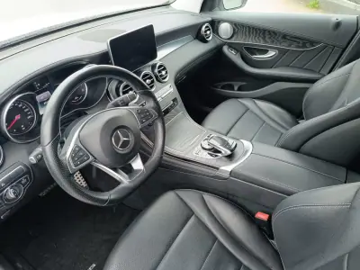 Mercedes-Benz GLC 350 2017 - 42500 EUR, 85000 km - AUTO.MOTO.pt - 85000km - foto 27 de 37