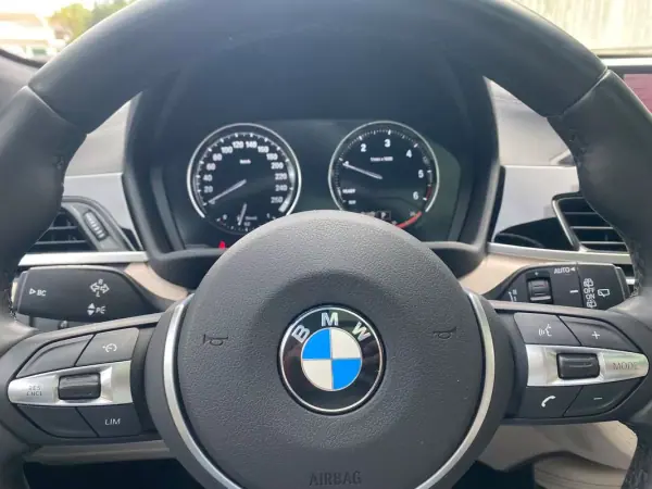 BMW X2 2020 - 25990 EUR, 140300 km - AUTO.MOTO.pt - 140300km - foto 9 de 21