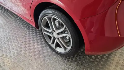 Mercedes-Benz A 160 2015 - 15900 EUR, 208637 km - AUTO.MOTO.pt - 208637km - foto 29 de 53