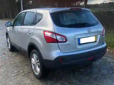 Nissan Qashqai 2012 - 7500 EUR, 253000 km - AUTO.MOTO.pt - 253000km - foto 5 de 10