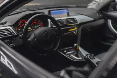 BMW 420 2016 - 19500 EUR, 199992 km - AUTO.MOTO.pt - 199992km - foto 10 de 27