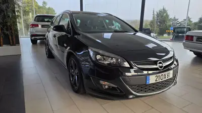 Opel Astra Sports Tourer 2014 - 7990 EUR, 189805 km - AUTO.MOTO.pt - 189805km - foto 3 de 21