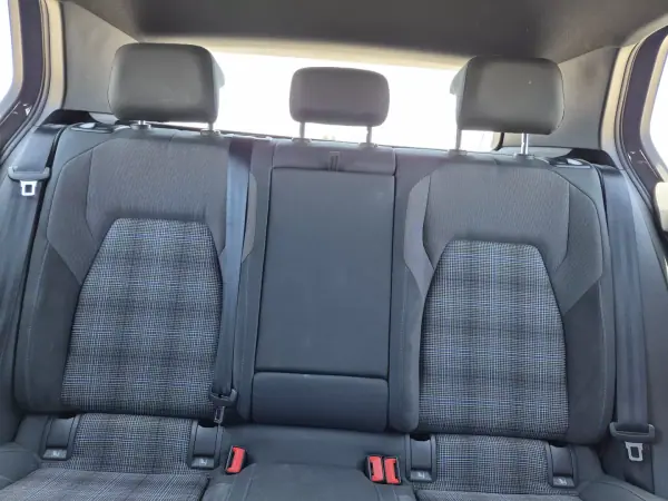 Volkswagen Golf 2020 - 23890 EUR, 47169 km - AUTO.MOTO.pt - 47169km - foto 22 de 36