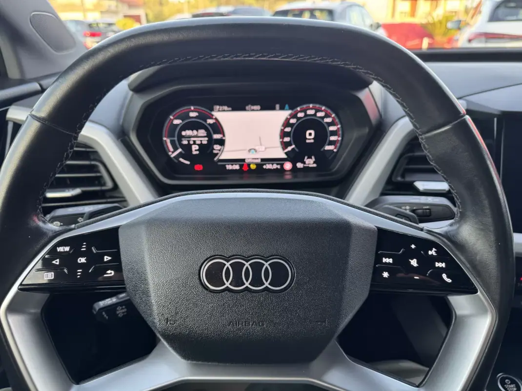 Audi Q4 e-tron 2021 - 29900 EUR, 79000 km - 79000km - foto 31 de 46