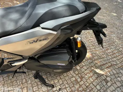 Honda ADV 150 2025 - 5900 EUR, 4926 km - AUTO.MOTO.pt - 4926km - foto 2 de 14