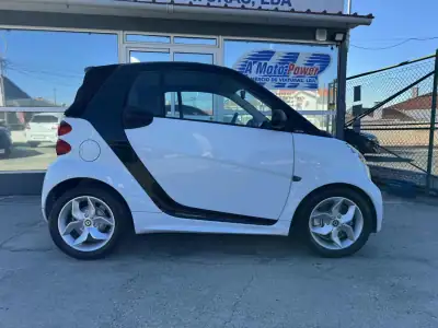 Smart Fortwo Cabrio 2014 - 7990 EUR, 80000 km - AUTO.MOTO.pt - 80000km - foto 5 de 20