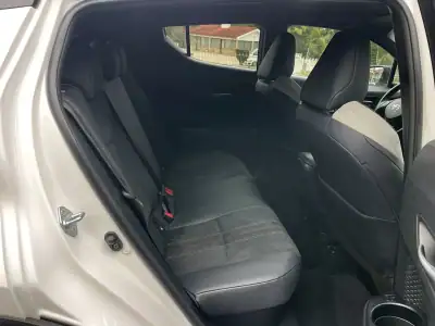 Toyota C-HR 2022 - 31400 EUR, 74000 km - AUTO.MOTO.pt - 74000km - foto 21 de 35