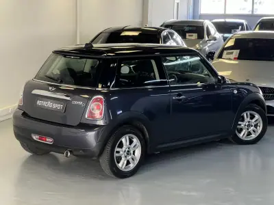 MINI 3 Portas 2012 - 6990 EUR, 185000 km - AUTO.MOTO.pt - 185000km - foto 22 de 41