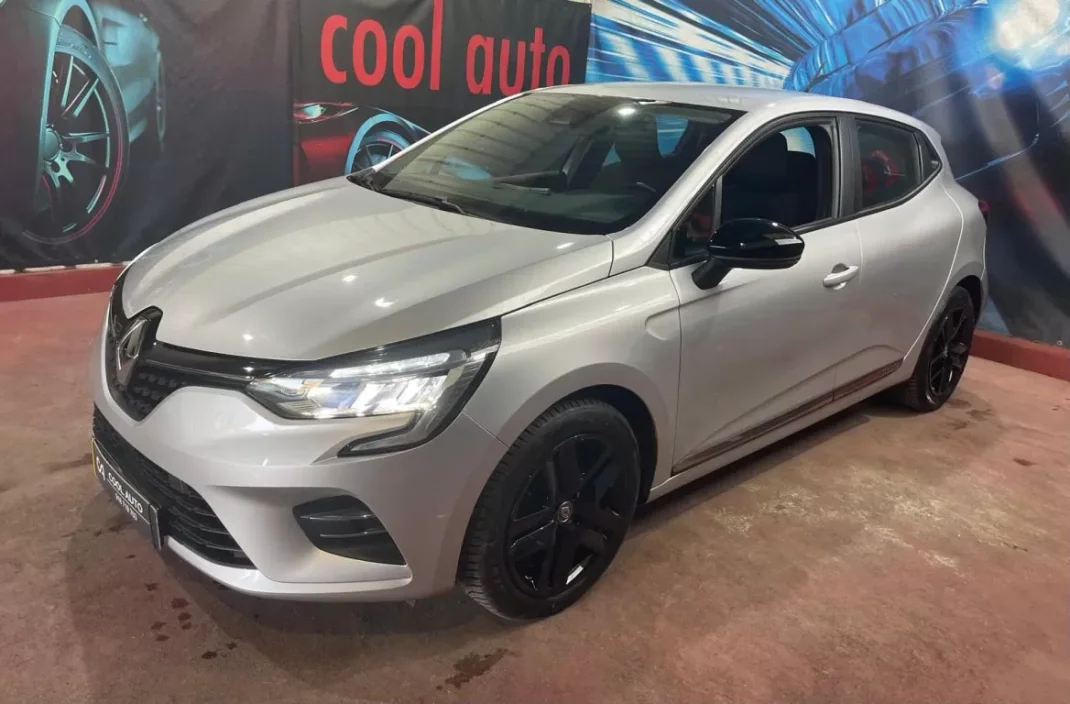 Renault Clio 2019 - 14480 EUR, 30000 km - AUTO.MOTO.pt - 30000km - foto 10 de 50