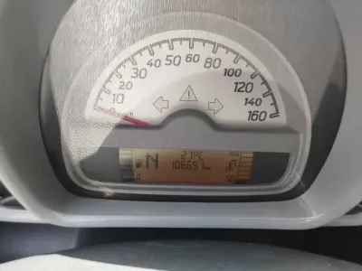 Smart Fortwo Cabrio 2009 - 6450 EUR, 106651 km - AUTO.MOTO.pt - 106651km - foto 12 de 18