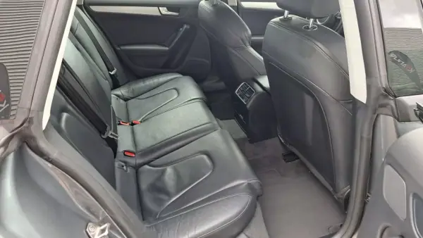 Audi A5 Sportback 2016 - 22500 EUR, 159375 km - AUTO.MOTO.pt - 159375km - foto 40 de 56