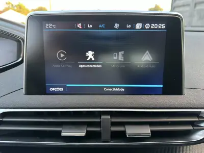 Peugeot 3008 2019 - 13900 EUR, 190000 km - AUTO.MOTO.pt - 190000km - foto 42 de 59