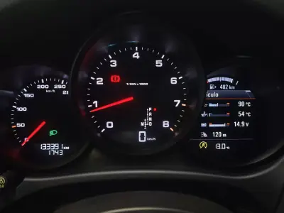 Porsche Macan 2019 - 57490 EUR, 133391 km - AUTO.MOTO.pt - 133391km - foto 7 de 36