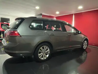 Volkswagen Golf Variant 2016 - 8990 EUR, 268715 km - AUTO.MOTO.pt - 268715km - foto 7 de 21