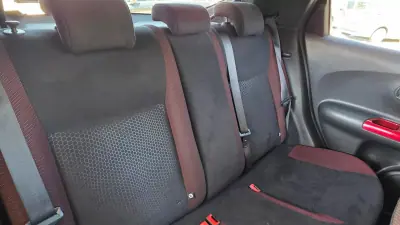 Nissan Juke 2015 - 12990 EUR, 142000 km - AUTO.MOTO.pt - 142000km - foto 25 de 30