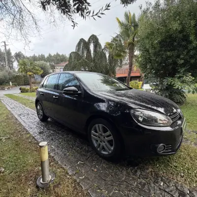 Volkswagen Golf Plus 2009 - 7990 EUR, 333000 km - AUTO.MOTO.pt - 333000km - foto 4 de 19