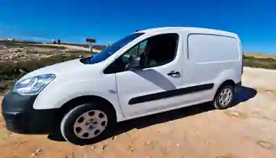 Peugeot e-Partner 2018 - 7950 EUR, 69000 km - 69000km - foto 1 de 7