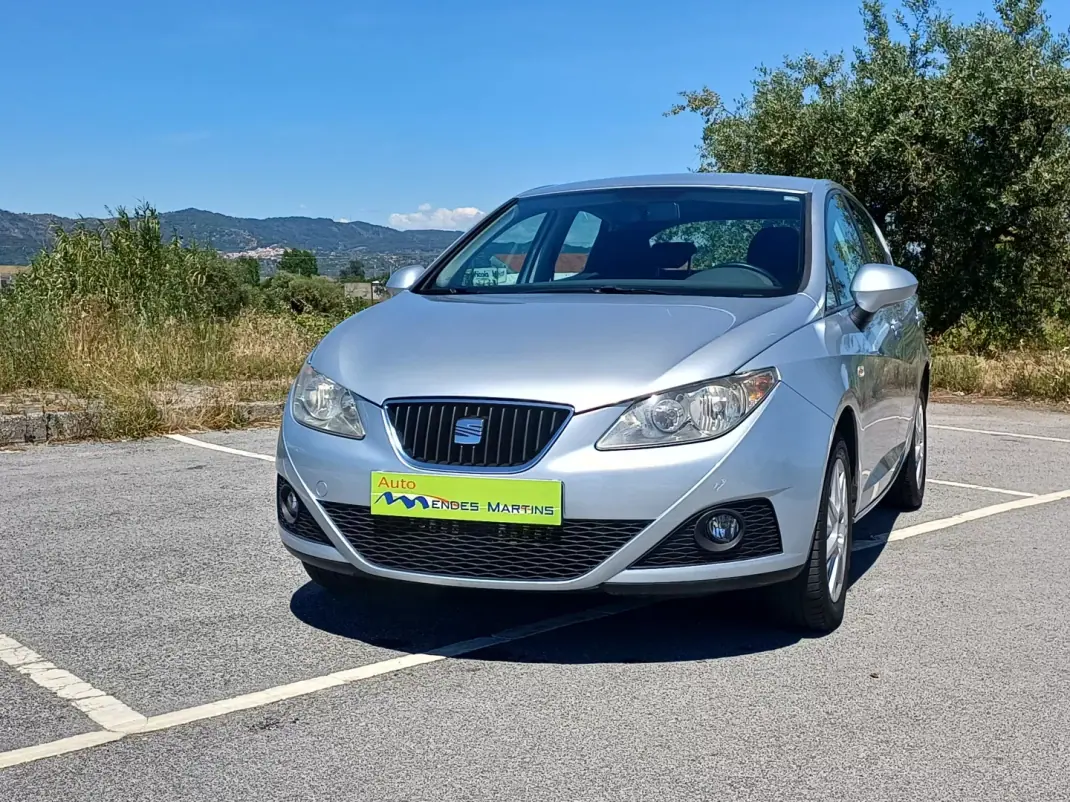 SEAT Ibiza 2009 - 7290 EUR, 173298 km - AUTO.MOTO.pt - 173298km - foto 1 de 11