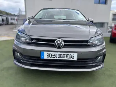 Volkswagen Polo 2021 - 18990 EUR, 71185 km - AUTO.MOTO.pt - 71185km - foto 2 de 14