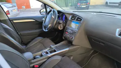 Citroën C4 2013 - 8500 EUR, 190000 km - 190000km - foto 11 de 20